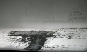 FIND_Hyperion_Schaubühne_Pistole